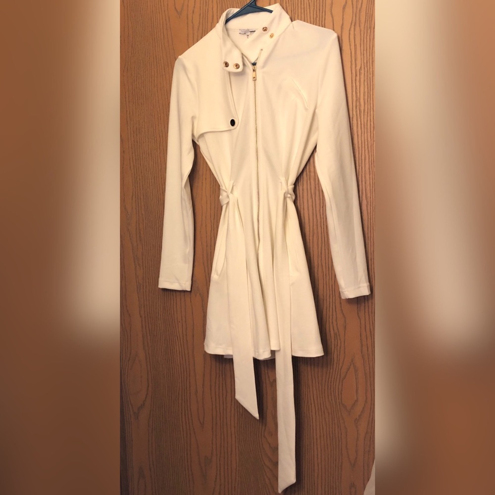 NWOT Fashion Nova Business Casual Coat w Gold